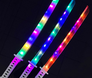 Jouets lumineux garçons nouveau créatif 67CM éclairage clignotant Cool Katana enfants jouets <span class=keywords><strong>Ninja</strong></span> <span class=keywords><strong>épée</strong></span> drôle couteau forme réaliste Katana <span class=keywords><strong>jouet</strong></span> - Product Image 6