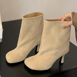 Nouvelles Bottines à Talon Haut Élégantes et Simples à Bout Rond Style Européen et Américain Automne 2025 – Couleur Unie Polyvalente - Product Image 1