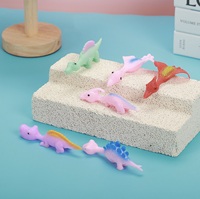 Jouet anti-stress dinosaure lanceur de dinosaures en plastique souple, emballage individuel, nouveauté amusante pour le bureau