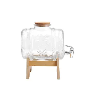 桶形冷饮，使用体积5200毫升的玻璃饮料罐，木架