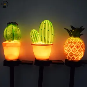 Solar Garden Light Outdoor Waterproof Pineapple Cactus Plant Lamp Lawn Landscape Lamp for Outdoor Garden Path Street