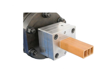 Ligne de production de profilés WPC à double vis entièrement automatique pour terrasses, étanches et ignifuges, avec contrôle PLC par extrusion