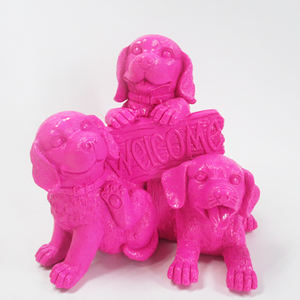 Trío <span class=keywords><strong>de</strong></span> <span class=keywords><strong>cachorros</strong></span> caseros hechos a mano sosteniendo un cartel <span class=keywords><strong>de</strong></span> bienvenida estatua <span class=keywords><strong>de</strong></span> perro 3D escultura decoración <span class=keywords><strong>de</strong></span> jardín al aire libre figuritas <span class=keywords><strong>de</strong></span> animales <span class=keywords><strong>de</strong></span> resina - Product Image 4