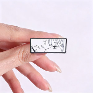 Broche en émail style manga noir et blanc, motif anime fille et visage de chat, pour la décoration de sac à dos - Product Image 2