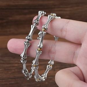 Cadena de mano de acero inoxidable y titanio, acabado mate y pulido, con diseño de hueso de calavera entrelazado, para pulseras y brazaletes de moda - Product Image 2