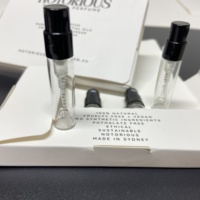 Juego de regalo de muestra de perfume personalizado Embalaje Botella de perfume de 4x2ml con caja Caja de muestra de perfume