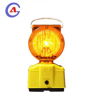 ไฟกั้นจราจรพลาสติกสีเหลือง - Product Image 1