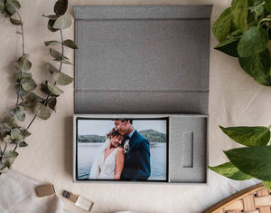 Caja de Fotos de Lino Color Crema, Beige y Negro, Lista <span class=keywords><strong>para</strong></span> Enviar, Regalo <span class=keywords><strong>para</strong></span> Fotógrafos, Álbum de Fotos 4x6 5x7, Caja <span class=keywords><strong>para</strong></span> Guardar Memorias USB de Cristal - Product Image 3