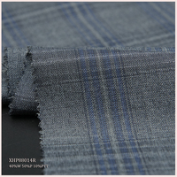 Tissu en laine mérinos mélangée jacquard à carreaux et rayures, 40%W 50%P 10%PTT, pour costumes et tenues décontractées