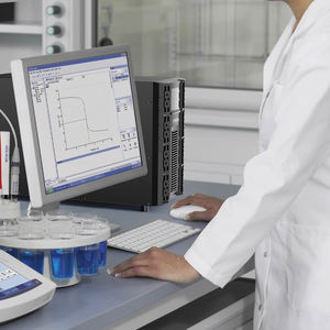 Alimentation sans interruption (ASI) entièrement personnalisée 110V 220V 6kVA <span class=keywords><strong>8kVA</strong></span> 10kVA, alimentation sans interruption haute fréquence à onde sinusoïdale pure, alimentation sans interruption en ligne - Product Image 4