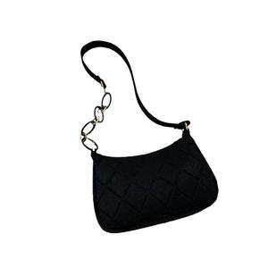 Bolso de Hombro de Cadena para Mujer, Negro, Acolchado, Textura de Fieltro, Correa Única, Cierre de Cremallera, Cuadrado Horizontal, Moda, Uso Diario - Product Image 5