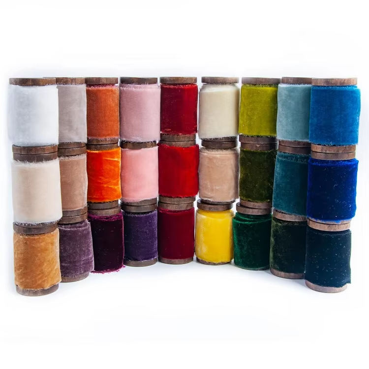 Luxury Customized Wide Green Christmas Ribbon Frayed Edge Silk Velvet Ribbons for Decoration 4cm 5cm 10cm