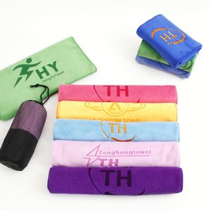 Serviette de sport en microfibre tricotée à séchage rapide, pour yoga, sports de plein air, salle de sport, avec broderie de logo personnalisée, absorbant la transpiration - Product Image 3