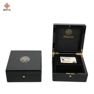 Fabriek Op Maat Gemaakte Hoogglans Elegante Houten Geschenkdoos Luxe <span class=keywords><strong>Mdf</strong></span> Creditcard Doos Voor Bankkaart En Thee Handgemaakt Door Ambachtslieden - Product Image 4