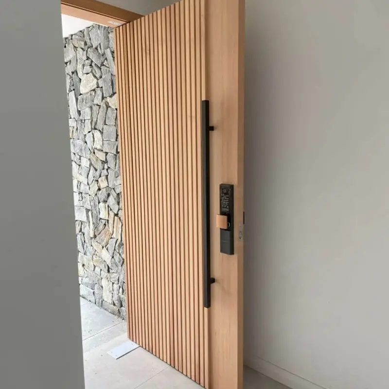 玄関ドア木製ドアエクステリアピボットドアカスタマイズサイズモダンデザイン