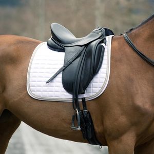 HORZE Windsor Dressage Jumping & English All Purpose Saddle Pad con algodón suave y forro de tela de relleno de espuma - Product Image 1