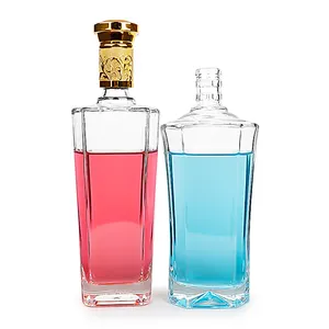 Luxury 0.5L 500ml super white flint glass liquor/alcohol/spirit bottle with fancy lid