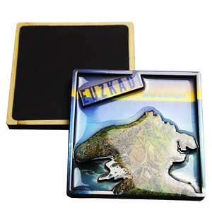 Usine en gros OEM <span class=keywords><strong>New</strong></span> <span class=keywords><strong>York</strong></span> Australie Souvenir touristique brillant feuille flocon résine Art réfrigérateur aimant époxy feuille aimants en bois - Product Image 3