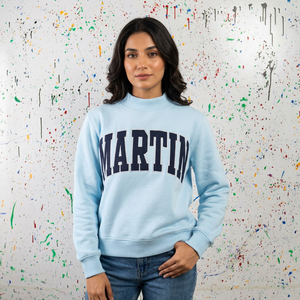 เสื้อสเวตเชิ้ตคอเต่า MARTIN สีฟ้า 100% ผ้าฝ้าย สีฟ้า ปักลาย แอพพลิเคชั่น คอเสื้อกว้าง ด้ายคุณภาพดี - Product Image 1