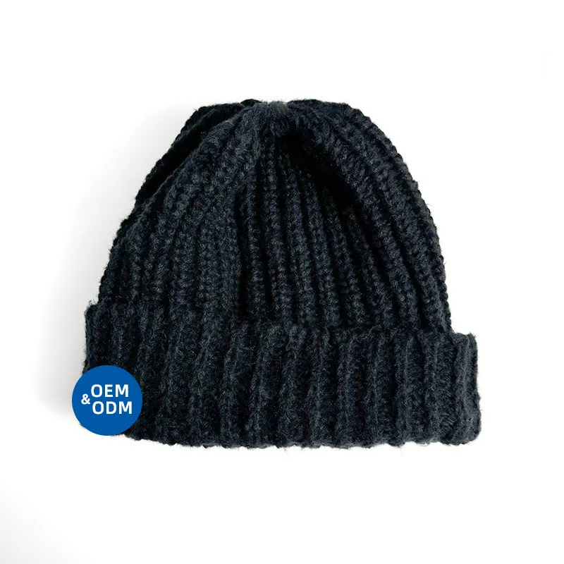 Men's Popular Versatile Casual Crochet Beanie Cap Black Comfortable Sports Cuffed Knitted Hats with Custom Logo
