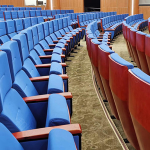 Chaises de théâtre à niveaux Manwa Expo bleu clair HB711 avec accoudoirs pour salles de cours, hôpitaux et amphithéâtres - Product Image 1
