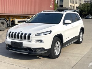 Jeep <span class=keywords><strong>Cherokee</strong></span> 2016 Usada, Todoterreno, Motor 2.4L Profesional, Sistema <span class=keywords><strong>4x4</strong></span> Mejorado, Clasificación Trail, Volante a la Izquierda, Cuero Oscuro, R17, Automática - Product Image 2