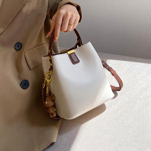Bolsos de Mujer de Estilo Moderno 2025, Bolso Tipo Bandolera de un Solo Hombro para Viajar al Trabajo - Product Image 3
