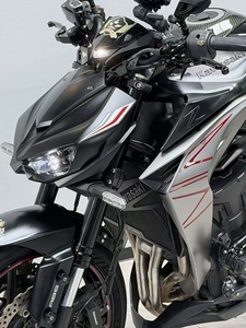 <span class=keywords><strong>Kawasaki</strong></span> <span class=keywords><strong>Z1000</strong></span> - Superbike Naked de 1000cc con Motor de Cuatro Cilindros en Línea - Product Image 4