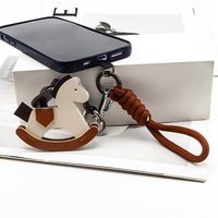 Dragonne de téléphone tressée personnalisée avec breloque cheval, cordon universel pour téléphone, porte-clés, bracelet de poignet, usine OEM ODM