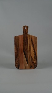 Planche à charcuterie personnalisée en résine océanique et bois, cadeau pour femme, magnifique planche à découper - Product Image 6