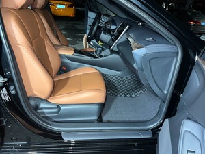 Coprisedili in Vera Pelle nella Parte Centrale, Su Misura Originale per <span class=keywords><strong>Toyota</strong></span> <span class=keywords><strong>RAV4</strong></span> Corolla CHR Camry Hilux Yaris Auris - Product Image 2