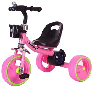 Tricycle en plastique à 3 roues de qualité supérieure, écologique, confortable pour les enfants de 2 à 7 ans, avec lumière et musique - Product Image 1