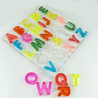 Jouets éducatifs personnalisés pour enfants Blocs de lettres majuscules en acrylique 3D ABCD Jeu de société Alphabet Puzzle pour les tout-petits