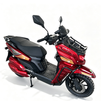 Scooter électrique sport robuste avec barre de protection et porte-bagages arrière pour le transport de marchandises et les trajets quotidiens des adultes