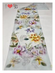 Tissu en dentelle de tulle brodé avec de grandes fleurs imprimées sur des paillettes transparentes pour robe de fête Aso Ebi - Product Image 1