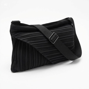 Mochila Plisada Miyake Casual Nueva Colección Verano 2026 Naranja de Moda Ajustable para Uso Diario Venta al por Mayor - Product Image 5