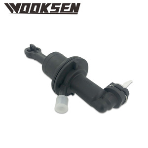Cylindre maître d'embrayage pour Suzuki Alto Swift 2381086J00000 93193601 Pièce de rechange - Product Image 5