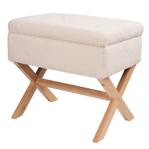 Cómodo Otomano Moderno de Terciopelo con Almacenamiento, Asiento Acolchado, Patas de Madera en Forma de X, Relleno de Esponja, Fácil Montaje, para Dormitorio o Entrada - Product Image 1