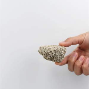 Bentonite de sodium en gros, litière OEM, sans poussière, anti-odeurs, agglomération rapide, écologique, 4 kg/8 kg - Product Image 4