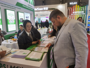 Superplastifiant polycarboxylique à taux de réduction d'eau supérieur pour mortier <span class=keywords><strong>autonivelant</strong></span> à base de <span class=keywords><strong>ciment</strong></span> - Product Image 5