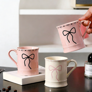 Mug en céramique classique peint à la main de 350 ml pour le café, réutilisable et sans danger pour les aliments, cadeau de fête - Product Image 2