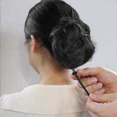 Ware Ware avec accessoires de coiffure noirs - Product Image 1