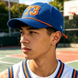 Cappellini da Baseball OEM a 6 Pannelli in Cotone Strutturato <span class=keywords><strong>con</strong></span> Visiera Curva e Chiusura Snapback, Personalizzabili <span class=keywords><strong>con</strong></span> Logo Ricamato e Cordino - Product Image 1