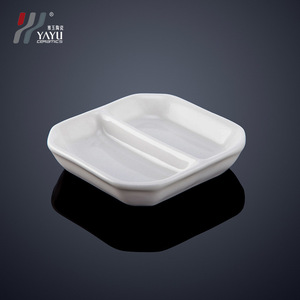 Plato para Salsas de Cerámica con Dos Compartimentos, Blanco Puro, Apto para Microondas, para Uso en Restaurantes y Hoteles - Product Image 2