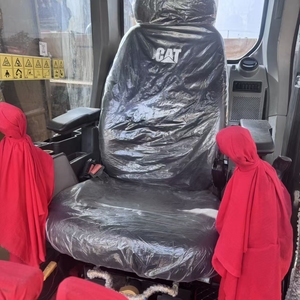 Excavatrice d'occasion de fabrication japonaise Cat323, 23 tonnes, machine hydraulique lourde sur chenilles, faible nombre d'heures, EPA/CE, livraison rapide, idéale pour le creusement - Product Image 6