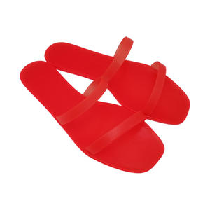 Yeni 2023 kapalı açık plaj sandaletleri kadın İspanya kristal jöle PVC renkli kelime serin terlik - Product Image 4