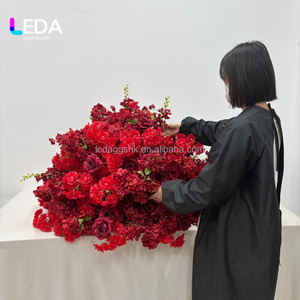 LEDA อุปกรณ์จัดงานแต่งงาน ลูกบอลดอกไม้สีแดงขนาด 90 ซม. 3 ฟุต ช่อดอกไม้งานแต่งงาน ของตกแต่งงานแต่งงานสำหรับตกแต่งงานแต่งงาน - Product Image 1