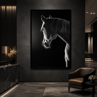 Impression murale Cheval Noir : Portrait Équestre pour Salon, Bureau, Hôtel, Ferme – Inspiré des Intérieurs Contemporains