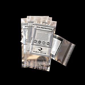 Sac d'emballage pour masque oculaire en OPP imprimé couleur avec trou de suspension et ruban adhésif - Product Image 1