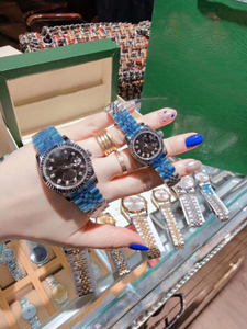 Montres mécaniques pour hommes et femmes, styles variés, couleurs variées, idéales pour les couples, polyvalentes pour de multiples occasions - Product Image 3